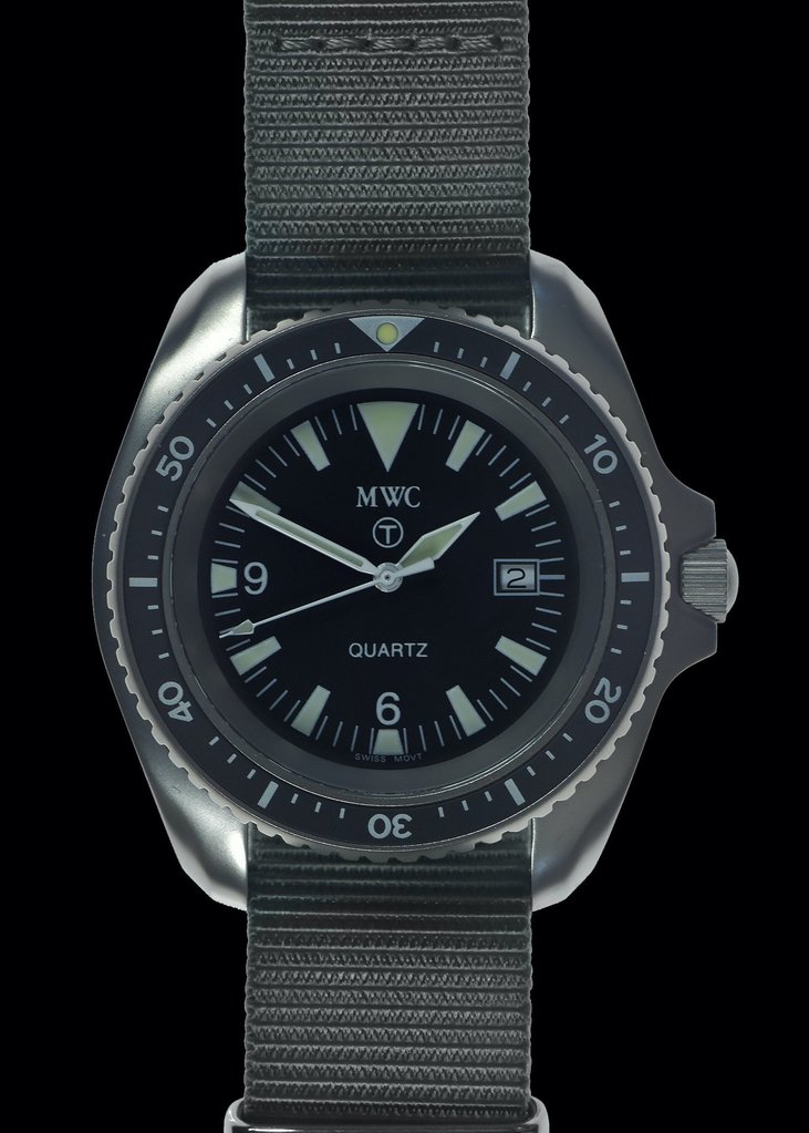 MWC_SS_DMK1_-_MWC_2000_Pattern_Diver_Grey_Strap_b_e7c8ca3d-126a-4b6f-9585-6d25b1ffa969_1024x1024